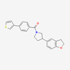 3-(2,3-Dihydro-1-benzofuran-5-yl)-1-[4-(thiophen-3-yl)benzoyl]pyrrolidine
