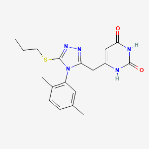 molecular formula C18H21N5O2S B2581099 6-((4-(2,5-二甲苯基)-5-(丙硫基)-4H-1,2,4-三唑-3-基)甲基)嘧啶-2,4(1H,3H)-二酮 CAS No. 852048-08-9