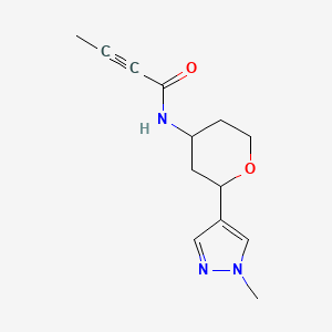 molecular formula C13H17N3O2 B2582210 N-[2-(1-Methylpyrazol-4-yl)oxan-4-yl]but-2-ynamide CAS No. 2411202-06-5