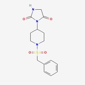 molecular formula C15H19N3O4S B2582712 3-(1-(Benzylsulfonyl)piperidin-4-yl)imidazolidine-2,4-dione CAS No. 2097890-68-9