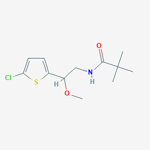 molecular formula C12H18ClNO2S B2582779 N-(2-(5-氯噻吩-2-基)-2-甲氧基乙基)叔丁酰胺 CAS No. 2034528-34-0