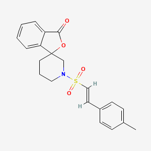 molecular formula C21H21NO4S B2582797 (E)-1'-((4-甲基苯乙烯基)磺酰基)-3H-螺[异苯并呋喃-1,3'-哌啶]-3-酮 CAS No. 1706496-19-6