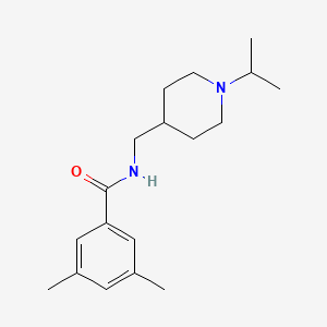 molecular formula C18H28N2O B2584215 N-((1-异丙基哌啶-4-基)甲基)-3,5-二甲基苯甲酰胺 CAS No. 946210-16-8