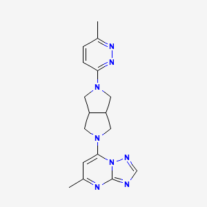 molecular formula C17H20N8 B2584253 5-Methyl-7-[2-(6-methylpyridazin-3-yl)-1,3,3a,4,6,6a-hexahydropyrrolo[3,4-c]pyrrol-5-yl]-[1,2,4]triazolo[1,5-a]pyrimidine CAS No. 2415511-51-0