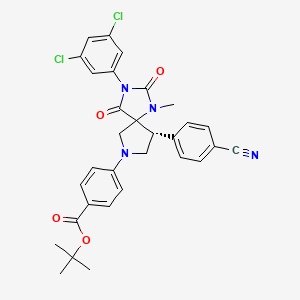 molecular formula C31H28Cl2N4O4 B2584998 tert-butyl 4-[(9R)-9-(4-cyanophenyl)-3-(3,5-dichlorophenyl)-1-methyl-2,4-dioxo-1,3,7-triazaspiro[4.4]nonan-7-yl]benzoate CAS No. 1276015-58-7