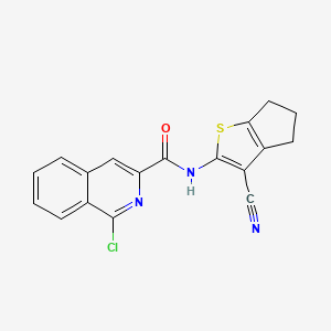 molecular formula C18H12ClN3OS B2585780 1-chloro-N-{3-cyano-4H,5H,6H-cyclopenta[b]thiophen-2-yl}isoquinoline-3-carboxamide CAS No. 1423779-71-8