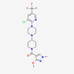 molecular formula C21H26ClF3N6O2 B2587098 1-[3-chloro-5-(trifluoromethyl)pyridin-2-yl]-4-[1-(3-methoxy-1-methyl-1H-pyrazole-4-carbonyl)piperidin-4-yl]piperazine CAS No. 2097936-12-2