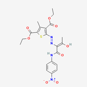 molecular formula C21H22N4O8S B2587786 (Z)-diethyl 3-methyl-5-(2-(1-((4-nitrophenyl)amino)-1,3-dioxobutan-2-ylidene)hydrazinyl)thiophene-2,4-dicarboxylate CAS No. 294668-32-9