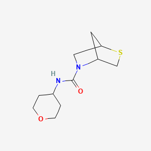 molecular formula C11H18N2O2S B2588453 N-(tetrahydro-2H-pyran-4-yl)-2-thia-5-azabicyclo[2.2.1]heptane-5-carboxamide CAS No. 2097921-78-1