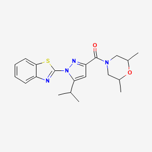 molecular formula C20H24N4O2S B2588955 (1-(benzo[d]thiazol-2-yl)-5-isopropyl-1H-pyrazol-3-yl)(2,6-dimethylmorpholino)methanone CAS No. 1013806-31-9