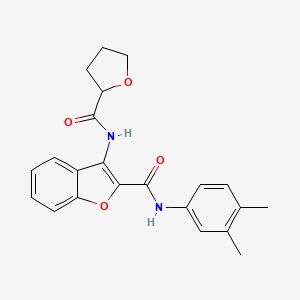 B2589100 N-(3,4-dimethylphenyl)-3-(tetrahydrofuran-2-carboxamido)benzofuran-2-carboxamide CAS No. 888455-77-4