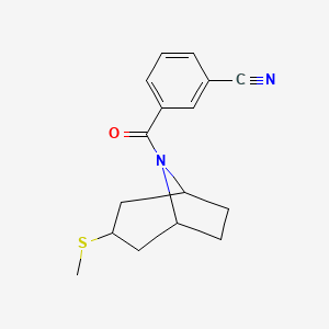 molecular formula C16H18N2OS B2589668 3-((1R,5S)-3-(methylthio)-8-azabicyclo[3.2.1]octane-8-carbonyl)benzonitrile CAS No. 1788533-42-5