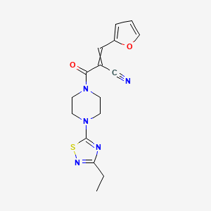 molecular formula C16H17N5O2S B2589853 2-[4-(3-Ethyl-1,2,4-thiadiazol-5-yl)piperazine-1-carbonyl]-3-(furan-2-yl)prop-2-enenitrile CAS No. 1424359-18-1