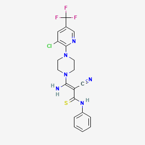 molecular formula C20H18ClF3N6S B2590022 (2E)-3-氨基-3-{4-[3-氯-5-(三氟甲基)吡啶-2-基]哌嗪-1-基}-2-氰基-N-苯基丙-2-烯硫代酰胺 CAS No. 338959-69-6