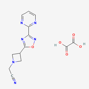 molecular formula C13H12N6O5 B2590111 2-(3-(3-(Pyrimidin-2-yl)-1,2,4-oxadiazol-5-yl)azetidin-1-yl)acetonitrile oxalate CAS No. 1428351-93-2