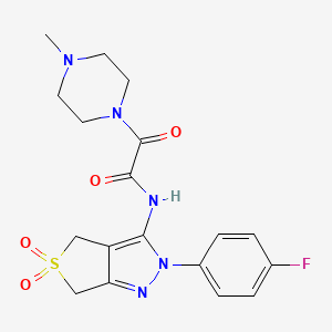 molecular formula C18H20FN5O4S B2590178 N-(2-(4-氟苯基)-5,5-二氧化-4,6-二氢-2H-噻吩并[3,4-c]吡唑-3-基)-2-(4-甲基哌嗪-1-基)-2-氧代乙酰胺 CAS No. 899733-45-0