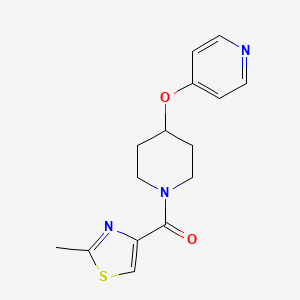 molecular formula C15H17N3O2S B2590425 (2-甲基噻唑-4-基)(4-(吡啶-4-氧基)哌啶-1-基)甲酮 CAS No. 2034470-77-2