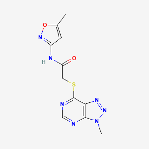 molecular formula C11H11N7O2S B2591157 7-(5-メチルイソキサゾール-3-イルアミノ)-2-(3-メチル-3H-[1,2,3]トリアゾロ[4,5-d]ピリミジン-7-イルチオ)アセトアミド CAS No. 1058231-72-3