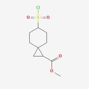 molecular formula C10H15ClO4S B2591567 Methyl 6-(chlorosulfonyl)spiro[2.5]octane-1-carboxylate CAS No. 2155855-49-3