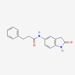 molecular formula C17H16N2O2 B2592401 N-(2-氧代吲哚-5-基)-3-苯基丙酰胺 CAS No. 921774-73-4