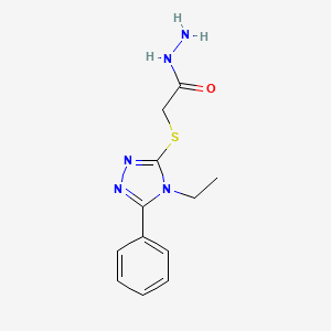 molecular formula C12H15N5OS B2593032 2-[(4-Ethyl-5-phenyl-4H-1,2,4-triazol-3-yl)sulfanyl]acetohydrazid CAS No. 893726-25-5