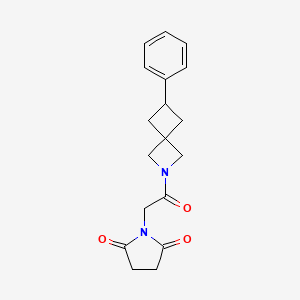 molecular formula C18H20N2O3 B2593363 1-[2-Oxo-2-(6-phenyl-2-azaspiro[3.3]heptan-2-yl)ethyl]pyrrolidine-2,5-dione CAS No. 2379950-67-9