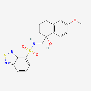 molecular formula C18H19N3O4S2 B2593835 N-((1-ヒドロキシ-6-メトキシ-1,2,3,4-テトラヒドロナフタレン-1-イル)メチル)ベンゾ[c][1,2,5]チアジアゾール-4-スルホンアミド CAS No. 2034601-23-3