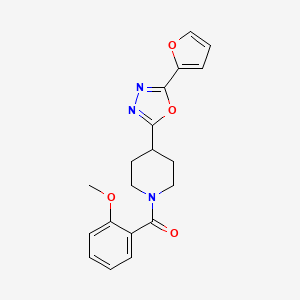 molecular formula C19H19N3O4 B2593847 1-(4-(5-(呋喃-2-基)-1,3,4-恶二唑-2-基)哌啶-1-基)-2-甲氧基苯基甲酮 CAS No. 1171342-25-8