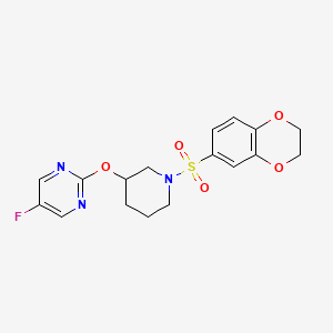 molecular formula C17H18FN3O5S B2594142 2-((1-((2,3-二氢苯并[b][1,4]二噁英-6-基)磺酰基)哌啶-3-基)氧基)-5-氟嘧啶 CAS No. 2034326-59-3