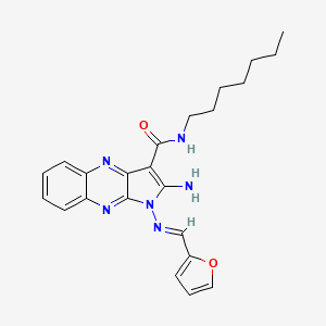 molecular formula C23H26N6O2 B2594216 (E)-2-氨基-1-((呋喃-2-基亚甲基)氨基)-N-庚基-1H-吡咯并[2,3-b]喹喔啉-3-甲酰胺 CAS No. 843625-14-9