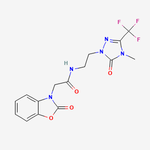 molecular formula C15H14F3N5O4 B2594240 N-(2-(4-甲基-5-氧代-3-(三氟甲基)-4,5-二氢-1H-1,2,4-三唑-1-基)乙基)-2-(2-氧代苯并[d]恶唑-3(2H)-基)乙酰胺 CAS No. 1421458-05-0