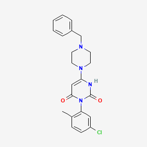 molecular formula C22H23ClN4O2 B2594398 6-(4-苄基哌嗪-1-基)-3-(5-氯-2-甲基苯基)嘧啶-2,4(1H,3H)-二酮 CAS No. 847399-03-5