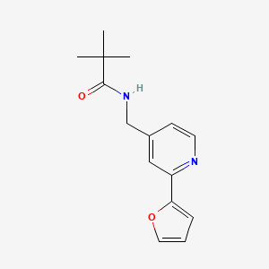 molecular formula C15H18N2O2 B2594847 N-((2-(furan-2-yl)pyridin-4-yl)methyl)pivalamide CAS No. 2034438-20-3