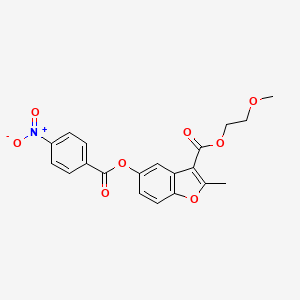 molecular formula C20H17NO8 B2595031 2-Metoxietíl 2-metil-5-((4-nitrobenzoil)oxi)benzofurano-3-carboxilato CAS No. 300834-49-5