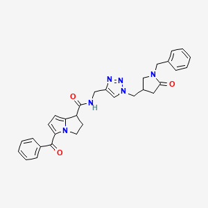 molecular formula C30H30N6O3 B2595034 5-benzoyl-N-({1-[(1-benzyl-5-oxopyrrolidin-3-yl)methyl]-1H-1,2,3-triazol-4-yl}methyl)-2,3-dihydro-1H-pyrrolizine-1-carboxamide CAS No. 2415456-00-5