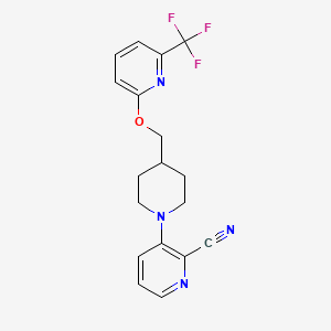 molecular formula C18H17F3N4O B2595419 3-[4-[[6-(Trifluoromethyl)pyridin-2-yl]oxymethyl]piperidin-1-yl]pyridine-2-carbonitrile CAS No. 2310154-11-9