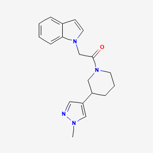 2-(1H-indol-1-yl)-1-[3-(1-methyl-1H-pyrazol-4-yl)piperidin-1-yl]ethan-1-one