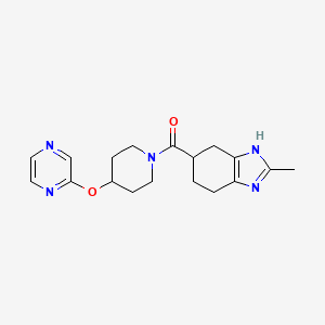 molecular formula C18H23N5O2 B2596292 (2-甲基-4,5,6,7-四氢-1H-苯并[d]咪唑-5-基)(4-(吡嗪-2-氧基)哌啶-1-基)甲苯酮 CAS No. 2034474-35-4