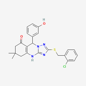 molecular formula C24H23ClN4O2S B2596929 2-((2-クロロベンジル)チオ)-9-(3-ヒドロキシフェニル)-6,6-ジメチル-5,6,7,9-テトラヒドロ-[1,2,4]トリアゾロ[5,1-b]キナゾリン-8(4H)-オン CAS No. 536986-82-0