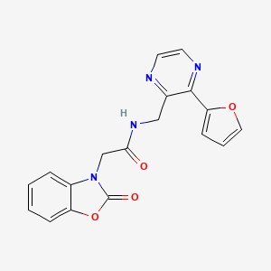 molecular formula C18H14N4O4 B2597028 N-((3-(furan-2-yl)pyrazin-2-yl)methyl)-2-(2-oxobenzo[d]oxazol-3(2H)-yl)acetamide CAS No. 2034370-09-5