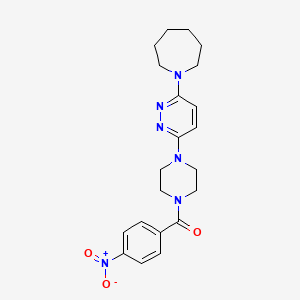 molecular formula C21H26N6O3 B2597067 (4-(6-(アゼパン-1-イル)ピリダジン-3-イル)ピペラジン-1-イル)(4-ニトロフェニル)メタノン CAS No. 898406-51-4