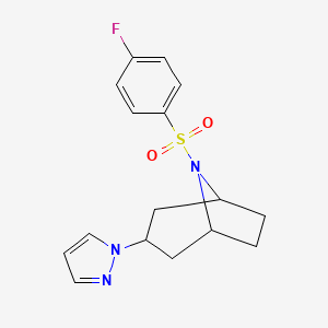 molecular formula C16H18FN3O2S B2597860 (1R,5S)-8-((4-fluorophenyl)sulfonyl)-3-(1H-pyrazol-1-yl)-8-azabicyclo[3.2.1]octane CAS No. 2310152-53-3