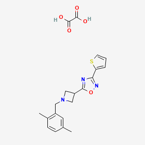 molecular formula C20H21N3O5S B2598371 草酰酸5-(1-(2,5-二甲基苄基)氮杂环丁-3-基)-3-(噻吩-2-基)-1,2,4-恶二唑 CAS No. 1351588-00-5