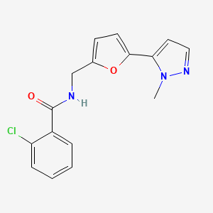 molecular formula C16H14ClN3O2 B2599239 2-Chloro-N-[[5-(2-methylpyrazol-3-yl)furan-2-yl]methyl]benzamide CAS No. 2415632-04-9