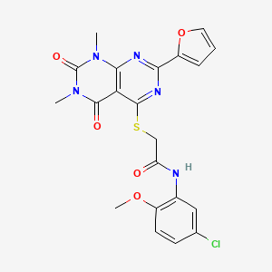 molecular formula C21H18ClN5O5S B2601187 N-(5-chloro-2-methoxyphenyl)-2-((2-(furan-2-yl)-6,8-dimethyl-5,7-dioxo-5,6,7,8-tetrahydropyrimido[4,5-d]pyrimidin-4-yl)thio)acetamide CAS No. 847190-96-9
