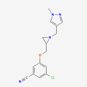 molecular formula C15H15ClN4O B2601801 3-Chloro-5-[[1-[(1-methylpyrazol-4-yl)methyl]aziridin-2-yl]methoxy]benzonitrile CAS No. 2411220-79-4