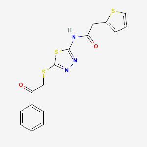 molecular formula C16H13N3O2S3 B2603514 N-{5-[(2-氧代-2-苯乙基)硫代]-1,3,4-噻二唑-2-基}-2-(噻吩-2-基)乙酰胺 CAS No. 476465-38-0