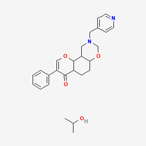 molecular formula C26H26N2O4 B2604200 3-苯基-9-[(吡啶-4-基)甲基]-4H,8H,9H,10H-色烯并[8,7-e][1,3]恶嗪-4-酮；丙-2-醇 CAS No. 1351643-16-7