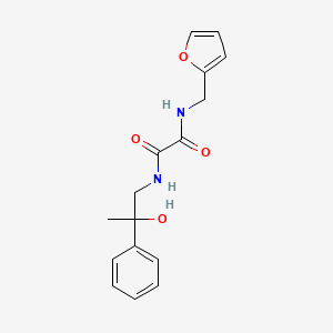 molecular formula C16H18N2O4 B2604829 N1-(furan-2-ylmethyl)-N2-(2-hydroxy-2-phenylpropyl)oxalamide CAS No. 2034509-98-1