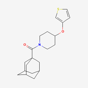 (3r,5r,7r)-Adamantan-1-yl(4-(thiophen-3-yloxy)piperidin-1-yl)methanone